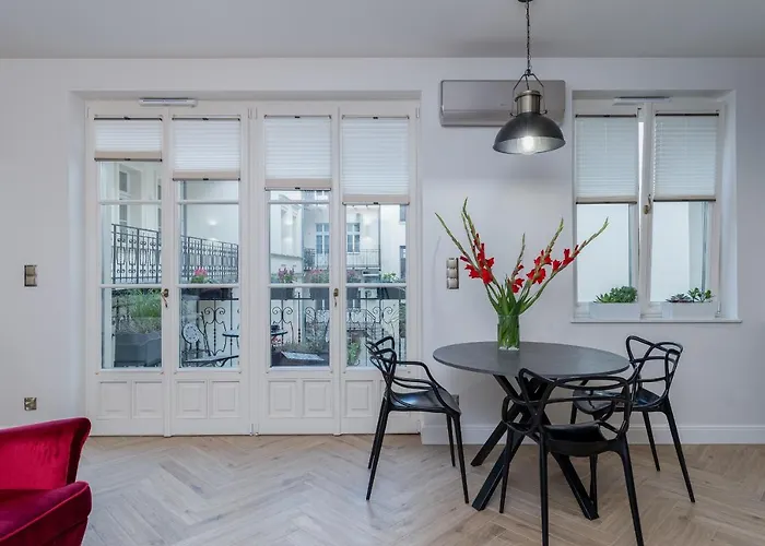 W Centrum Krakowa 109 *