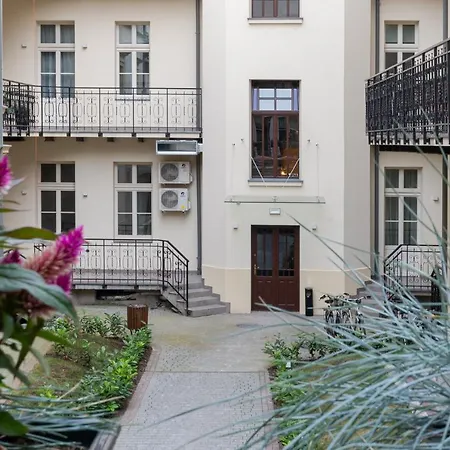 W Centrum Krakowa 109 * קרקוב